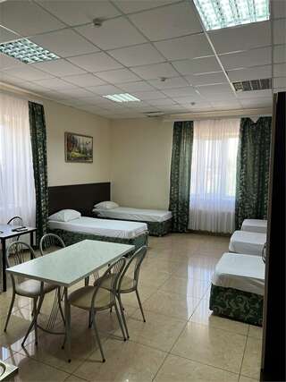 Гостевой дом 5 Сезонов Кущевская Семейный номер-2